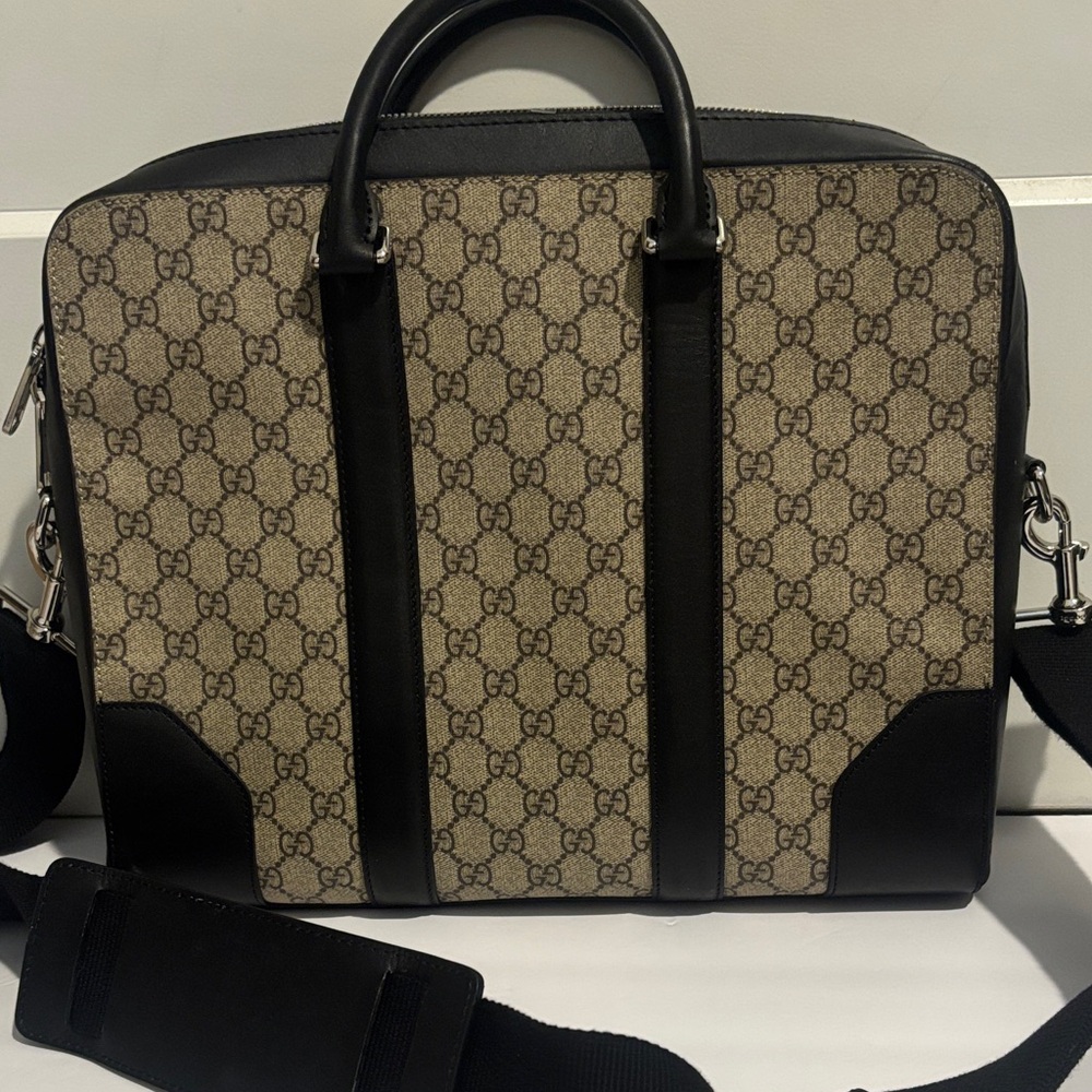 Gucci Beige and Black Briefcase - Picture 6 of 16